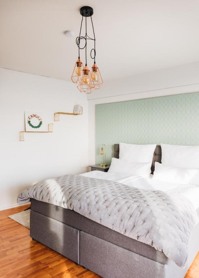 Great City View I 26 Floor I Netflix And Boxspringbed Augsburg Bagian luar foto