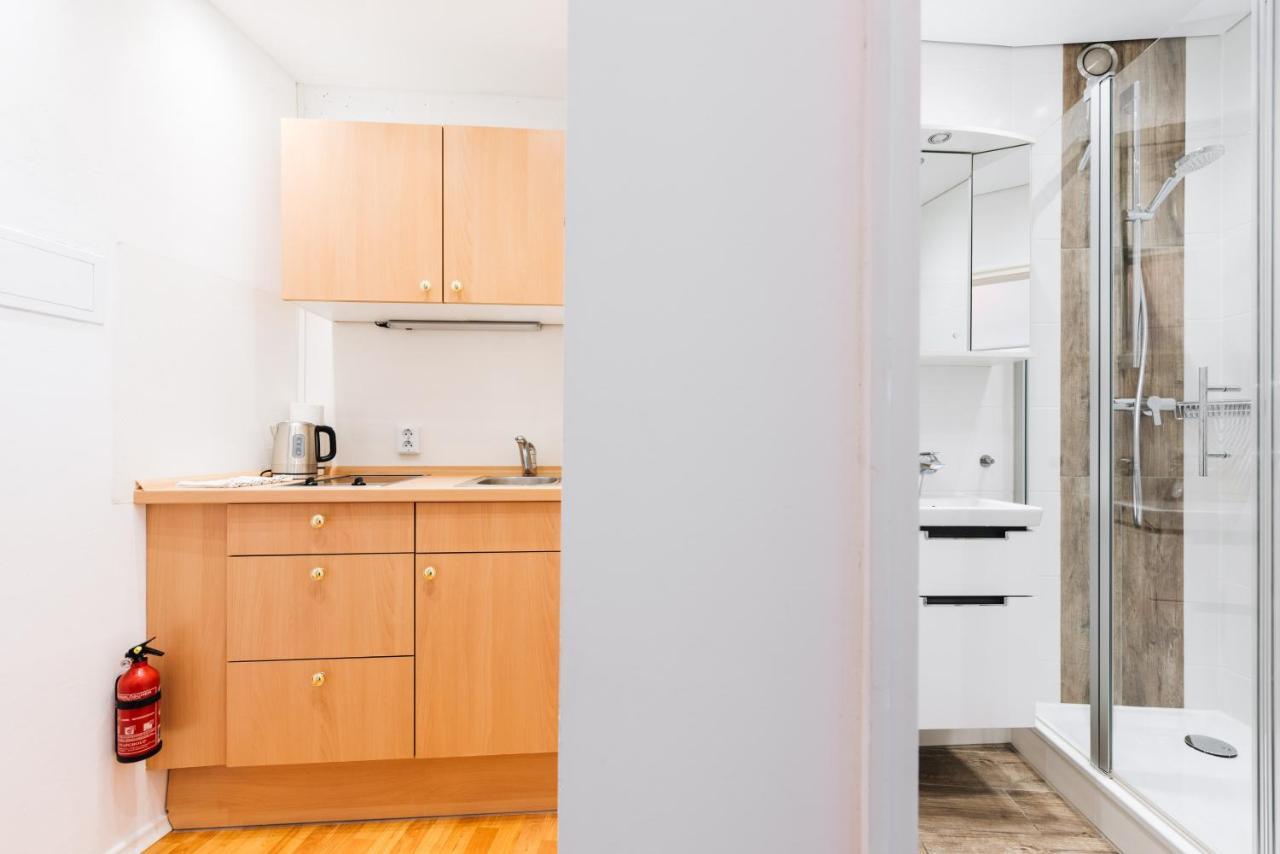 Great City View I 26 Floor I Netflix And Boxspringbed Augsburg Bagian luar foto